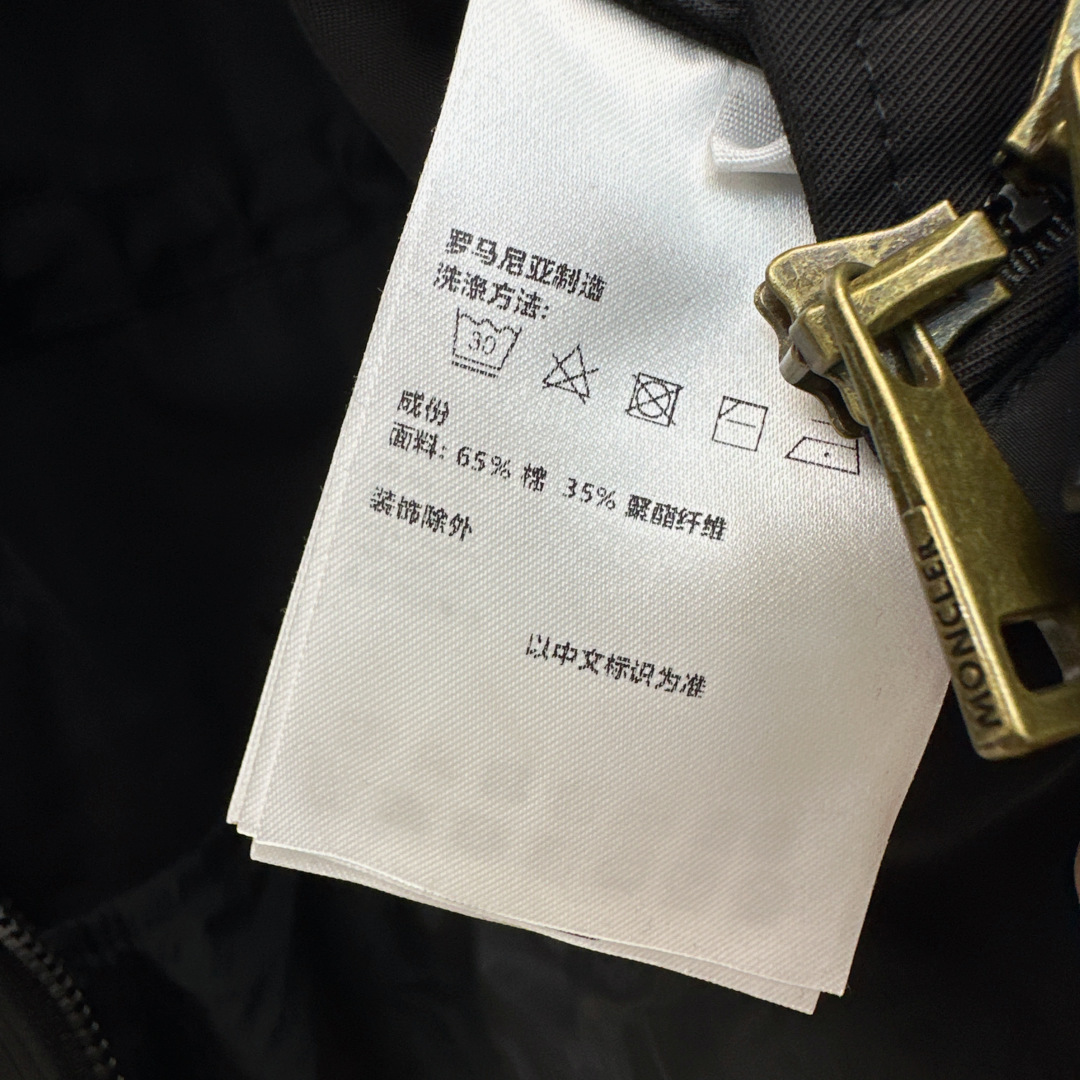 独家款～ Mc 26Ss————早秋最新款腰部抽绳收腰设计连帽风衣外套 🖤松身直筒和收腰两种穿法 既有温暖感又时髦的卡其