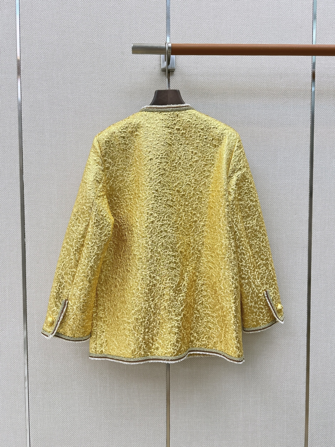 财阀千金穿搭 VLTN 26Ss————早秋最新款金色宫廷风夹克外套💛撞色编织带包边工艺 法式宫廷风 气质名媛白富美必备