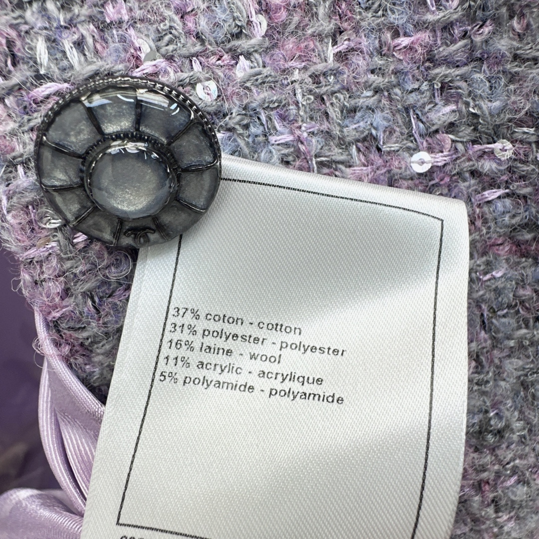 C家 26Ss———秋冬最新款气质中长款翻领编织外套💜yb开发绝美编织面料实物超美 立体肌理感精致感满满 上身自带一种高