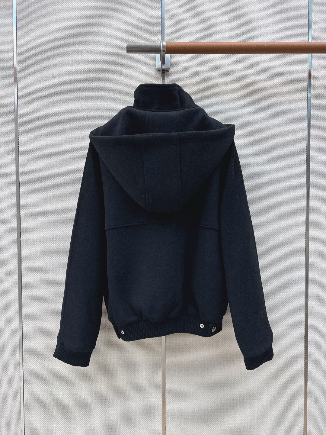 独家首发 lp🆕 26Ss————秋冬最新款重磅羊毛呢连帽设计外套🖤定制的羊毛呢面料 实物重磅有份量 领子内里拼接厚实螺