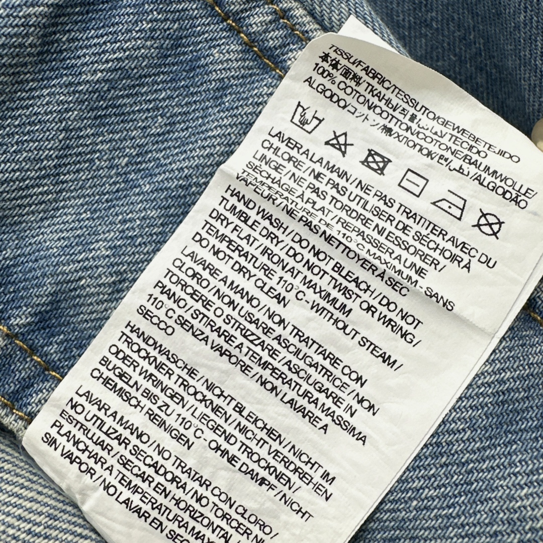 好看又实穿 SLSs————早秋最新款复古做旧洗水牛仔廓形外套🩵太爱这一件了 上身大写的好看 百搭休闲有氛围感 里面还可