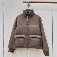 高级极简风穿搭 Bc 26Ss————秋冬最新款拼接羊毛立领短款羽绒服 🖤拼接羊毛设计感很赞~~经典Os剪裁搭配拼接做法 高级极简风穿搭 Bc 26Ss————秋冬最新款拼接羊毛立领短款羽绒服 🖤拼接羊毛设计感很赞~~经典Os剪裁搭配拼接做法