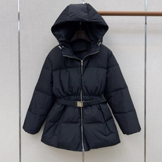 爆单款推荐 PD 26Ss———秋冬最新款时髦精必入净版收腰羽绒服 🖤本季最佳版型 收腰面包服提高腰线巨显瘦 连帽设计时 爆单款推荐 PD 26Ss———秋冬最新款时髦精必入净版收腰羽绒服 🖤本季最佳版型 收腰面包服提高腰线巨显瘦 连帽设计时
