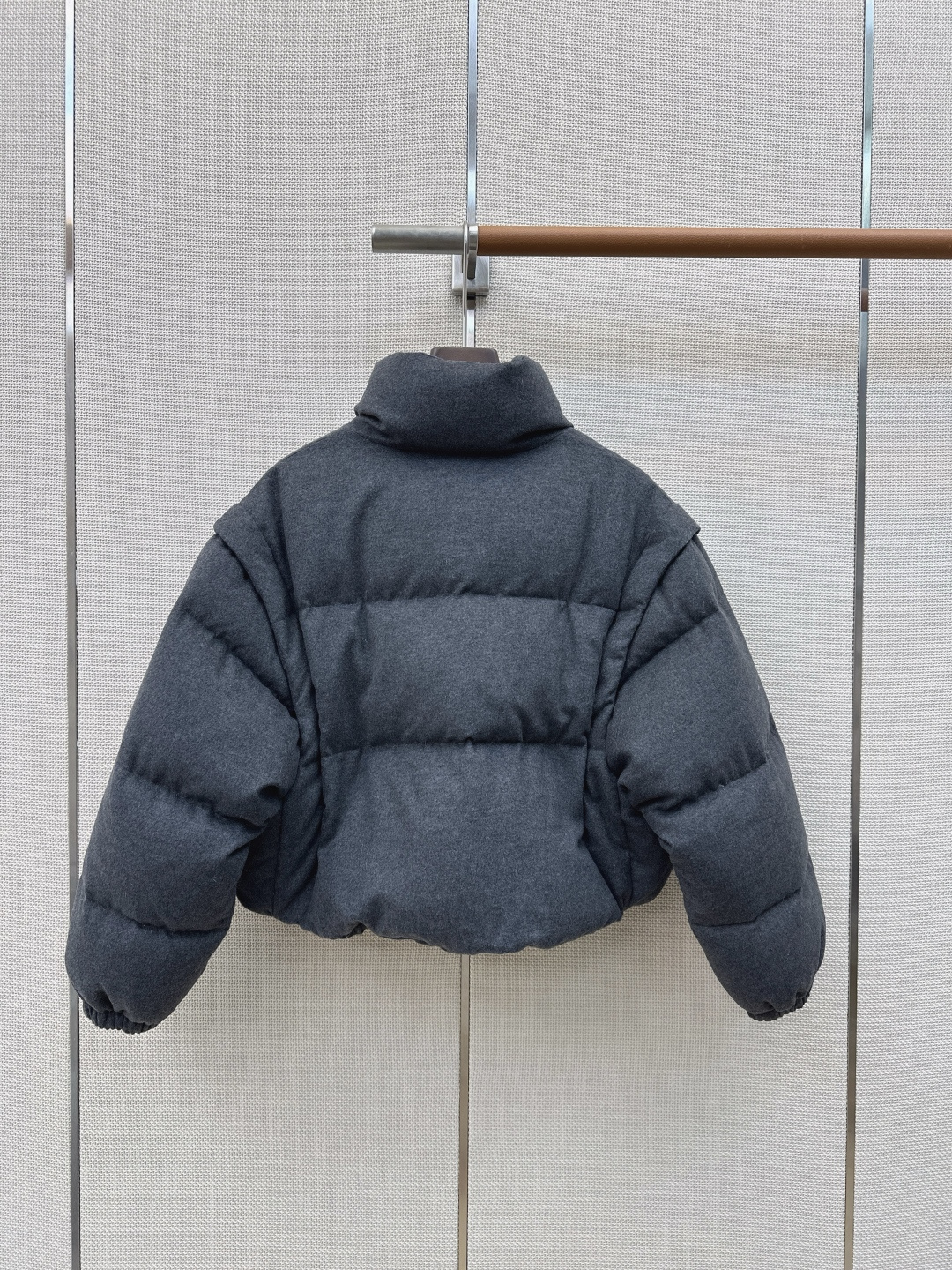 爆单推荐 PD 26Ss————秋冬最新款可拆卸袖羽绒面包服🖤不挑个子立体剪裁H版型 上身时髦又帅气 秋冬必备街头风叠搭