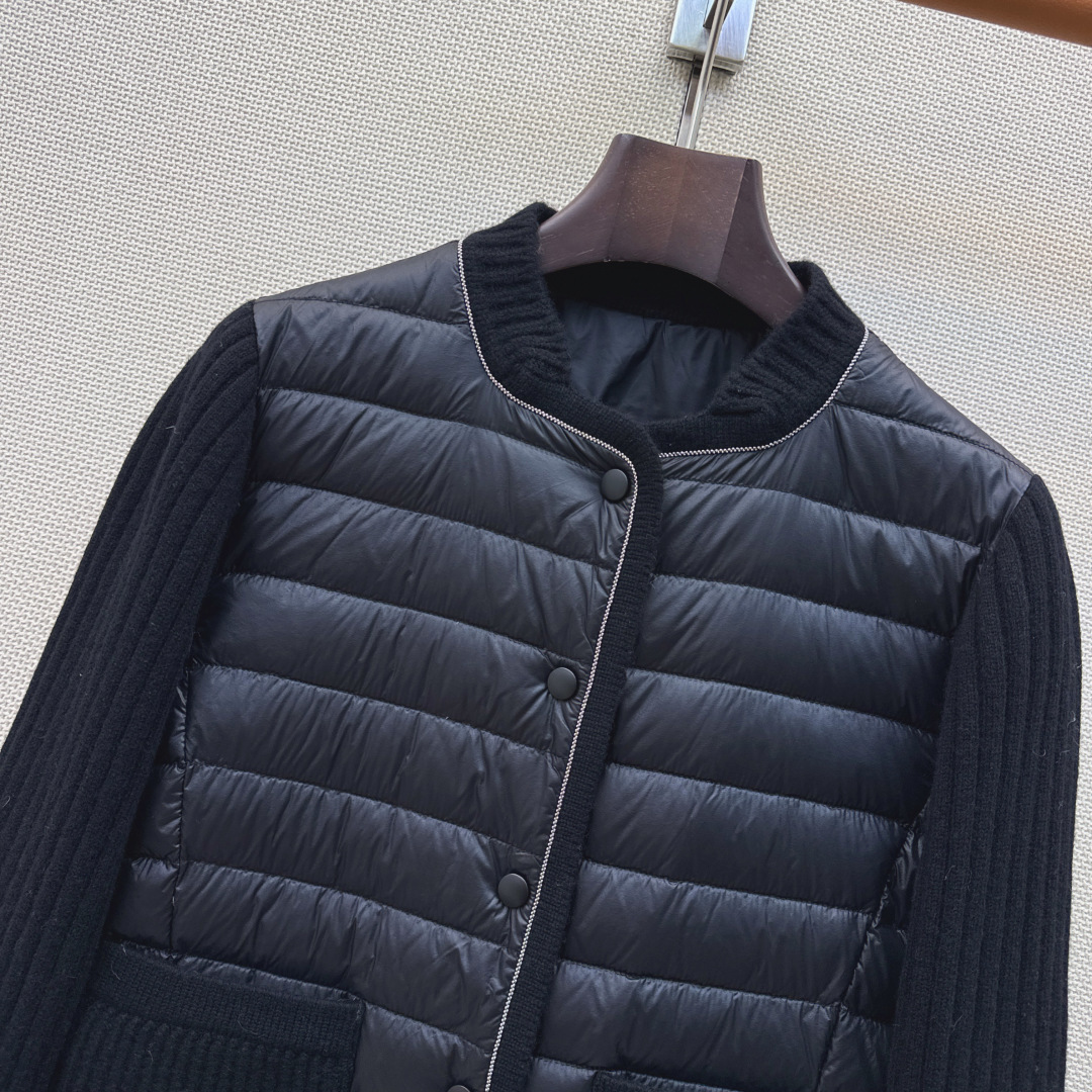 独家首发 Bc 26Ss————秋冬最新款羊毛针织拼接羽绒服🖤冬天的内搭神器必备单品 绗缝H版型百搭不挑人 针织长袖拼接 独家首发 Bc 26Ss————秋冬最新款羊毛针织拼接羽绒服🖤冬天的内搭神器必备单品 绗缝H版型百搭不挑人 针织长袖拼接