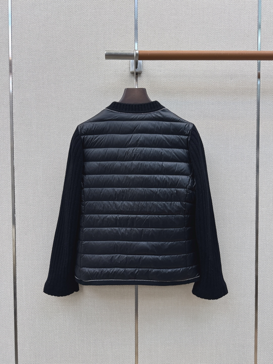 独家首发 Bc 26Ss————秋冬最新款羊毛针织拼接羽绒服🖤冬天的内搭神器必备单品 绗缝H版型百搭不挑人 针织长袖拼接 独家首发 Bc 26Ss————秋冬最新款羊毛针织拼接羽绒服🖤冬天的内搭神器必备单品 绗缝H版型百搭不挑人 针织长袖拼接