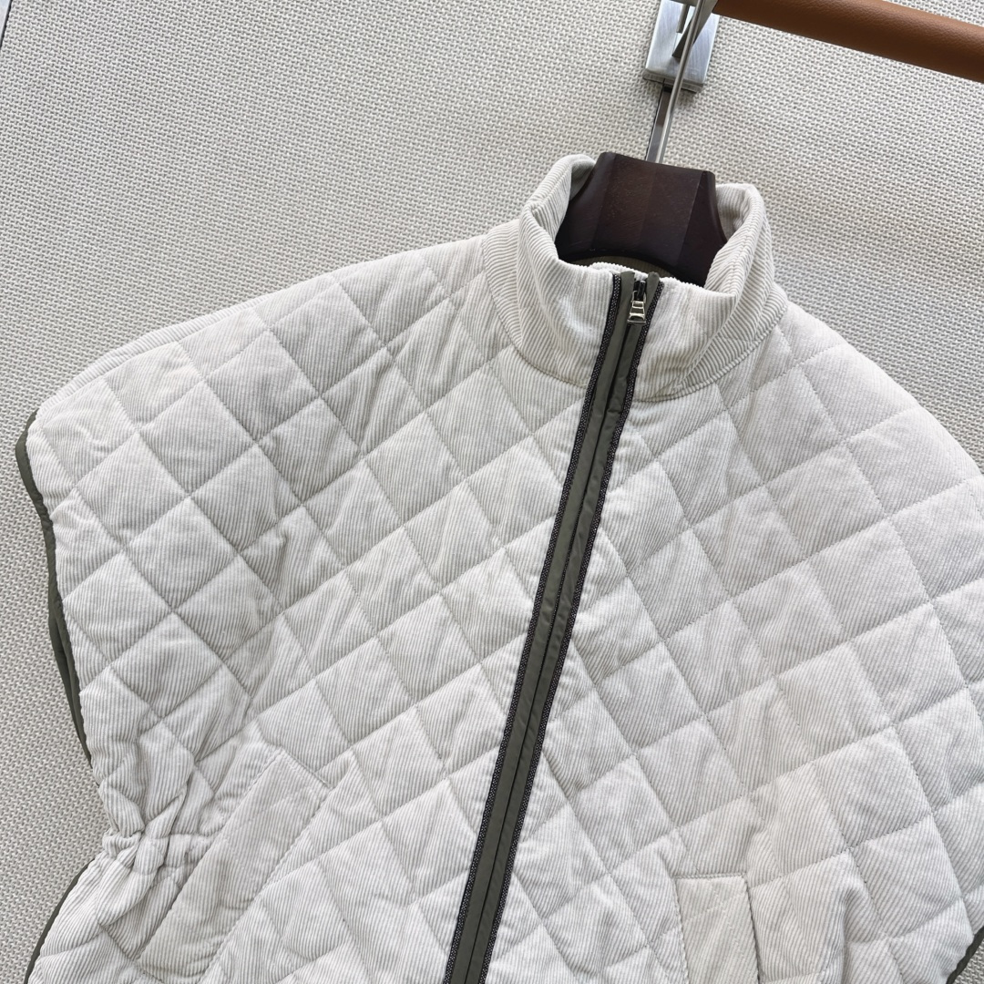 老钱风穿搭 Bc 26Ss————秋冬最新款叠搭神器廓形夹克斗篷灯芯绒棉服外套🖤意大利美学穿搭 定位珠链包边工艺 立领双