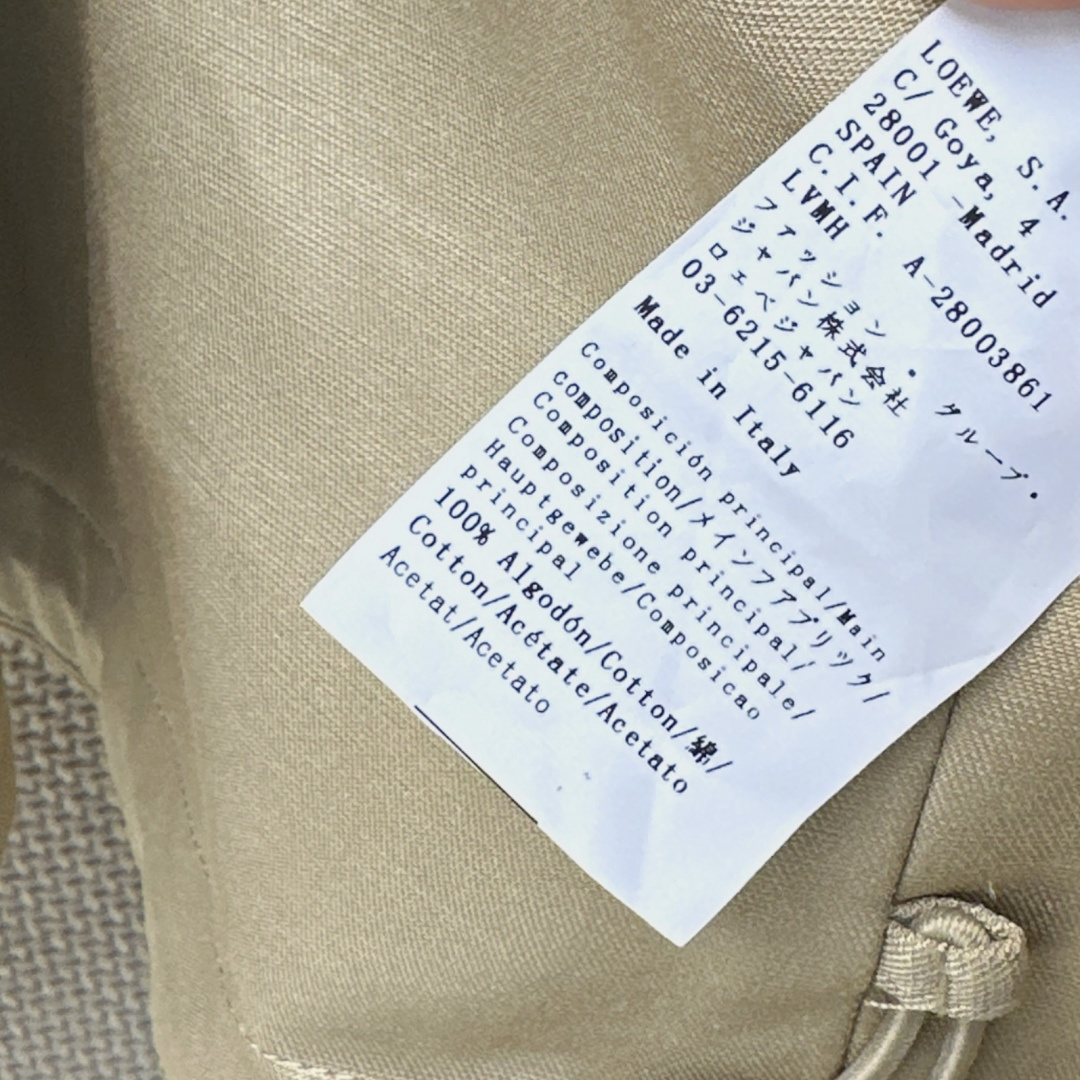 时髦精穿搭 Loe 26Ss————早秋最新款高领拼皮拉链夹克外套🤎工装风双口袋层次感设计 下摆抽绳宽松版型百搭又时髦 