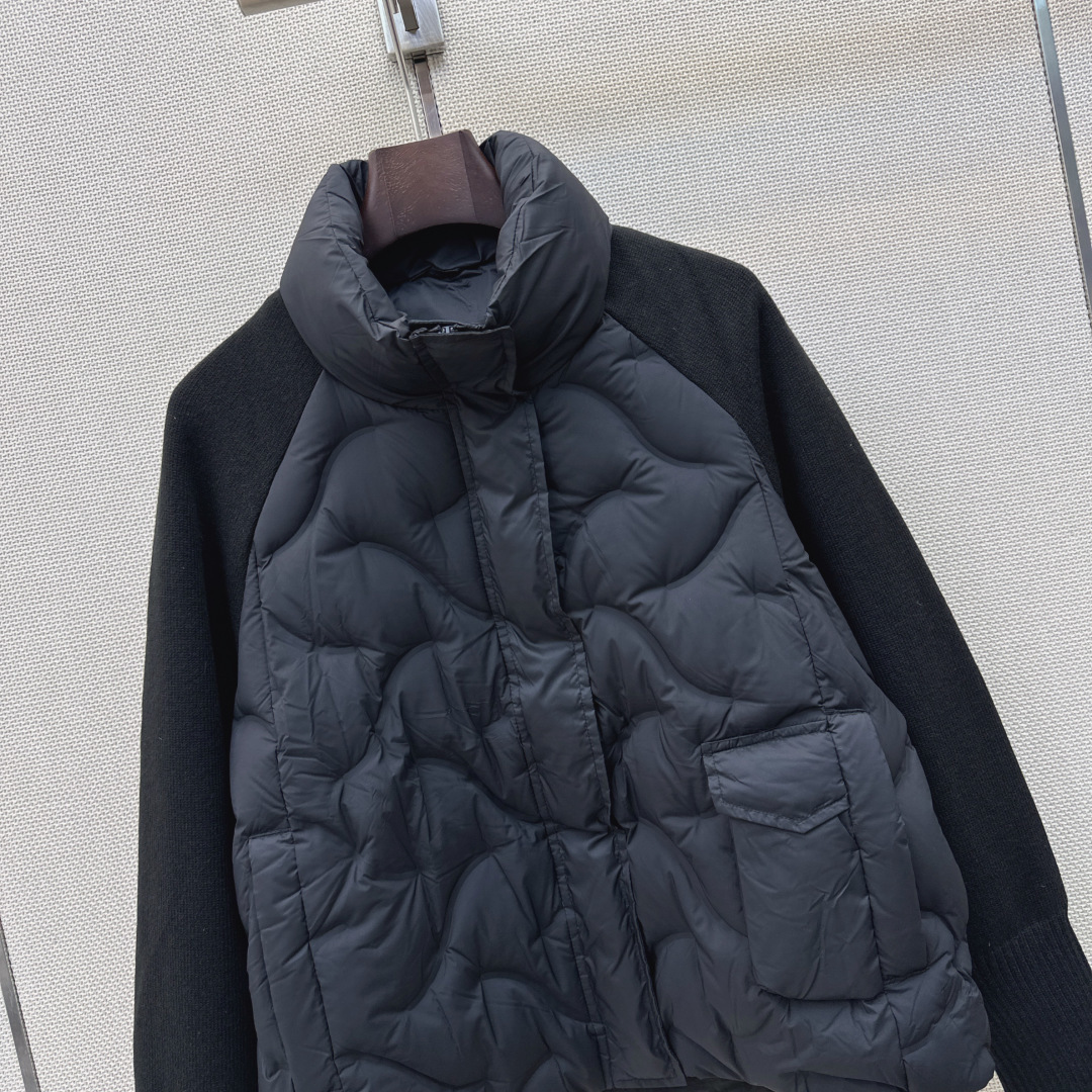 独家首发 lp🆕 26Ss————秋冬最新款羊毛针织拼接羽绒服🖤冬天的内搭神器必备单品 绗缝H版型百搭不挑人 针织长袖拼