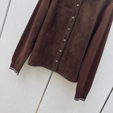 减龄少女风穿搭 Miu 26Ss———秋冬最新款可露丽麂皮绒衬衫夹克外套🤎秋冬气质叠搭单品!拼接设计重磅羊毛纱线针织工艺 减龄少女风穿搭 Miu 26Ss———秋冬最新款可露丽麂皮绒衬衫夹克外套🤎秋冬气质叠搭单品!拼接设计重磅羊毛纱线针织工艺