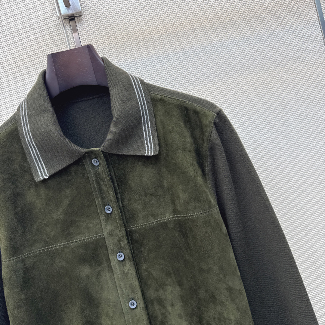 减龄少女风穿搭 Miu 26Ss———秋冬最新款可露丽麂皮绒衬衫夹克外套🤎秋冬气质叠搭单品！拼接设计重磅羊毛纱线针织工艺