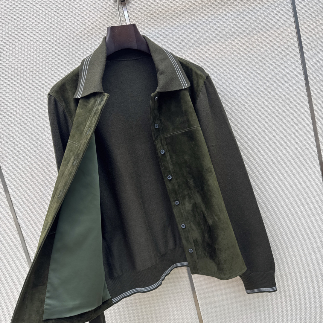 减龄少女风穿搭 Miu 26Ss———秋冬最新款可露丽麂皮绒衬衫夹克外套🤎秋冬气质叠搭单品！拼接设计重磅羊毛纱线针织工艺
