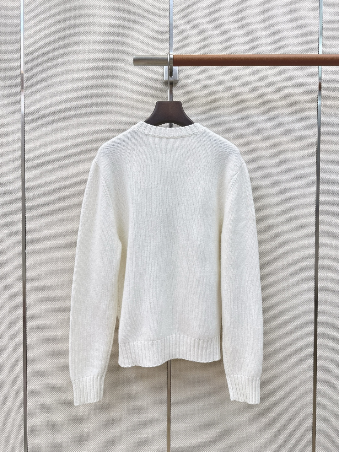 美式休闲穿搭 RL 26Ss————秋冬最新款穿风衣夹克小熊圆领毛衣🤎品质控必入 绝美细致到小熊的钻石耳钉 认准我家进口 美式休闲穿搭 RL 26Ss————秋冬最新款穿风衣夹克小熊圆领毛衣🤎品质控必入 绝美细致到小熊的钻石耳钉 认准我家进口