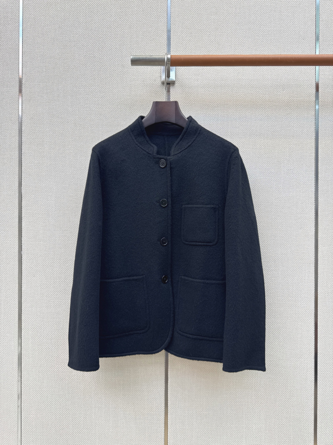 lp🆕 26Ss————秋冬最新款本季必入高智感立领双面尼外套🤎秋冬新品叠搭神器 纯手工制作双面尼面料 优雅知性气质温柔