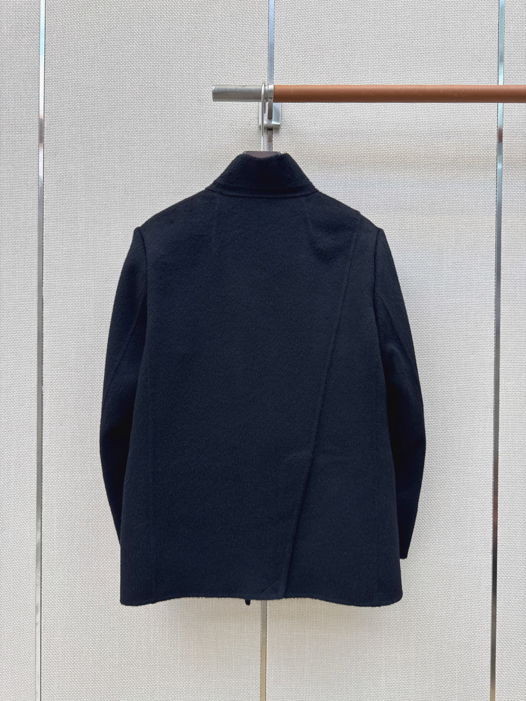 lp🆕 26Ss————秋冬最新款本季必入高智感翻领双面尼外套🤎秋冬新品叠搭神器 纯手工制作双面尼面料 优雅知性气质温柔 lp🆕 26Ss————秋冬最新款本季必入高智感翻领双面尼外套🤎秋冬新品叠搭神器 纯手工制作双面尼面料 优雅知性气质温柔