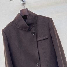 lp🆕 26Ss————秋冬最新款本季必入高智感翻领双面尼外套🤎秋冬新品叠搭神器 纯手工制作双面尼面料 优雅知性气质温柔 lp🆕 26Ss————秋冬最新款本季必入高智感翻领双面尼外套🤎秋冬新品叠搭神器 纯手工制作双面尼面料 优雅知性气质温柔