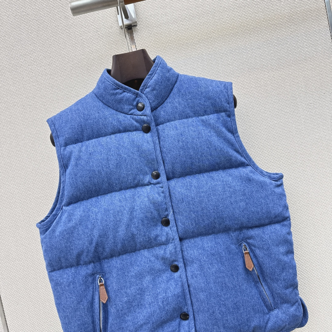独家首发 lp🆕 26Ss———秋冬最新款高奢极简风穿搭羽绒马甲外套🩵简奢穿搭丹宁系列羽绒夹克～～ 面包服车线工艺 复古