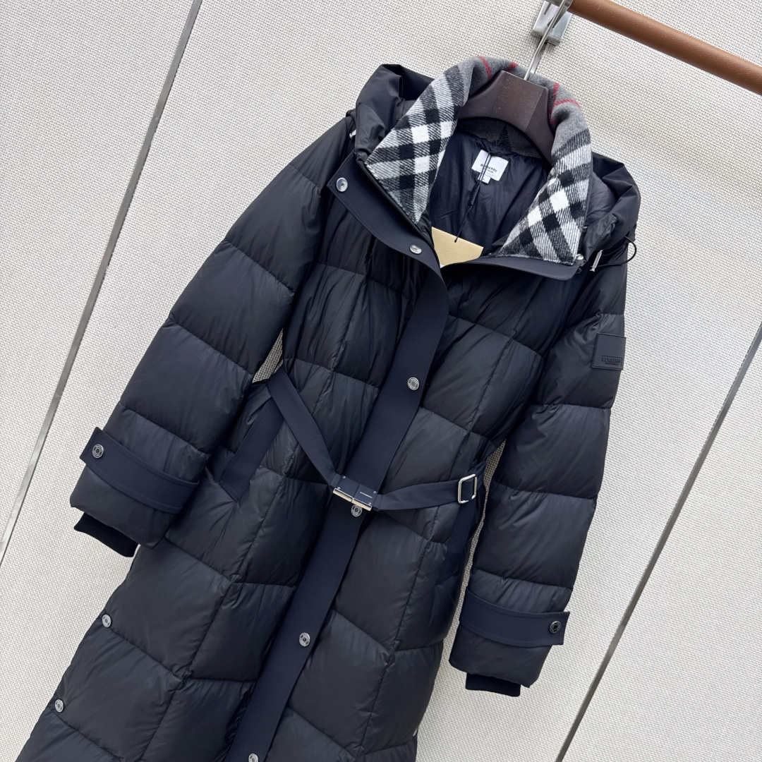 Bur 26Ss————秋冬最新款连帽长款羽绒服外套🤎H版型连帽拉链外套版型 90白鹅绒填充防风御寒效果绝佳 不显臃肿更