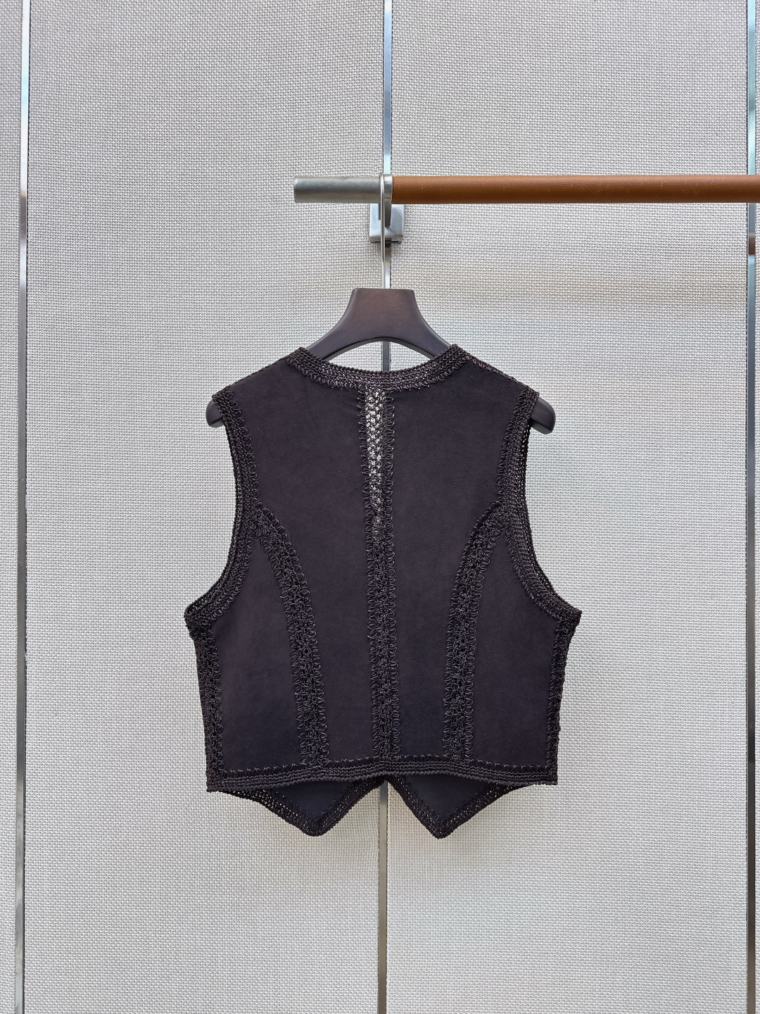 品质控必入 Es 26Ss————秋冬最新款重工艺定位手工勾织缕空拼接麂皮绒面羊皮马甲🤎内面全闭绒工艺小羊皮面料 进口麂