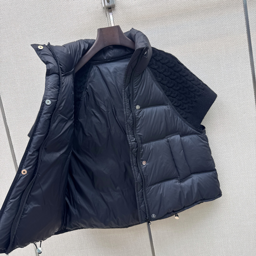 独家首发 lp🆕 26Ss————秋冬最新款羊毛针织拼接短袖羽绒服🖤冬天的内搭神器必备单品 绗缝H版型百搭不挑人 针织短 独家首发 lp🆕 26Ss————秋冬最新款羊毛针织拼接短袖羽绒服🖤冬天的内搭神器必备单品 绗缝H版型百搭不挑人 针织短