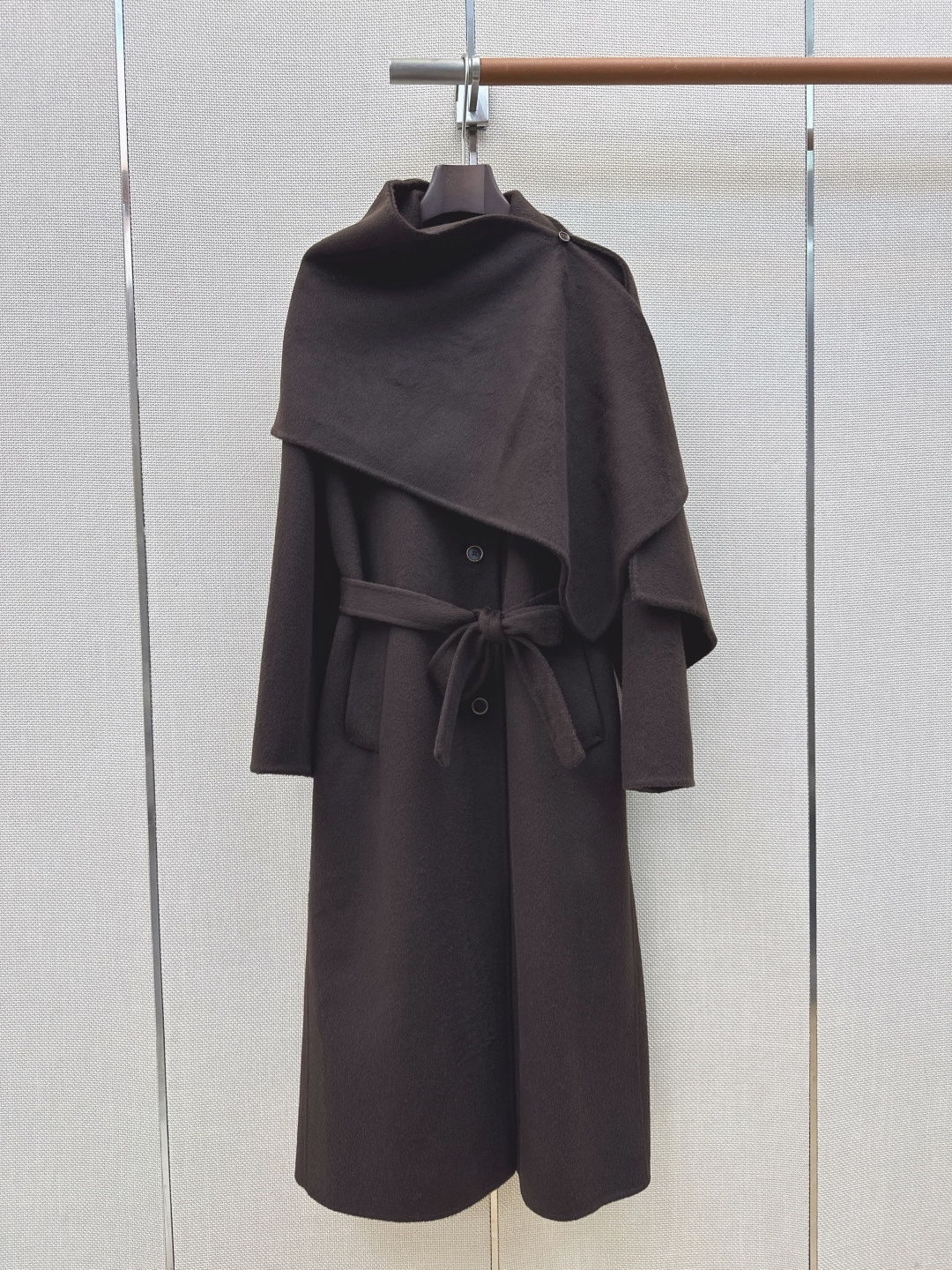 lp🆕 26Ss————秋冬最新款可拆卸披肩装饰双面羊毛昵长款大衣🖤H版型剪裁 时髦上身显瘦又高挑 进口羊毛昵面料质感超 lp🆕 26Ss————秋冬最新款可拆卸披肩装饰双面羊毛昵长款大衣🖤H版型剪裁 时髦上身显瘦又高挑 进口羊毛昵面料质感超