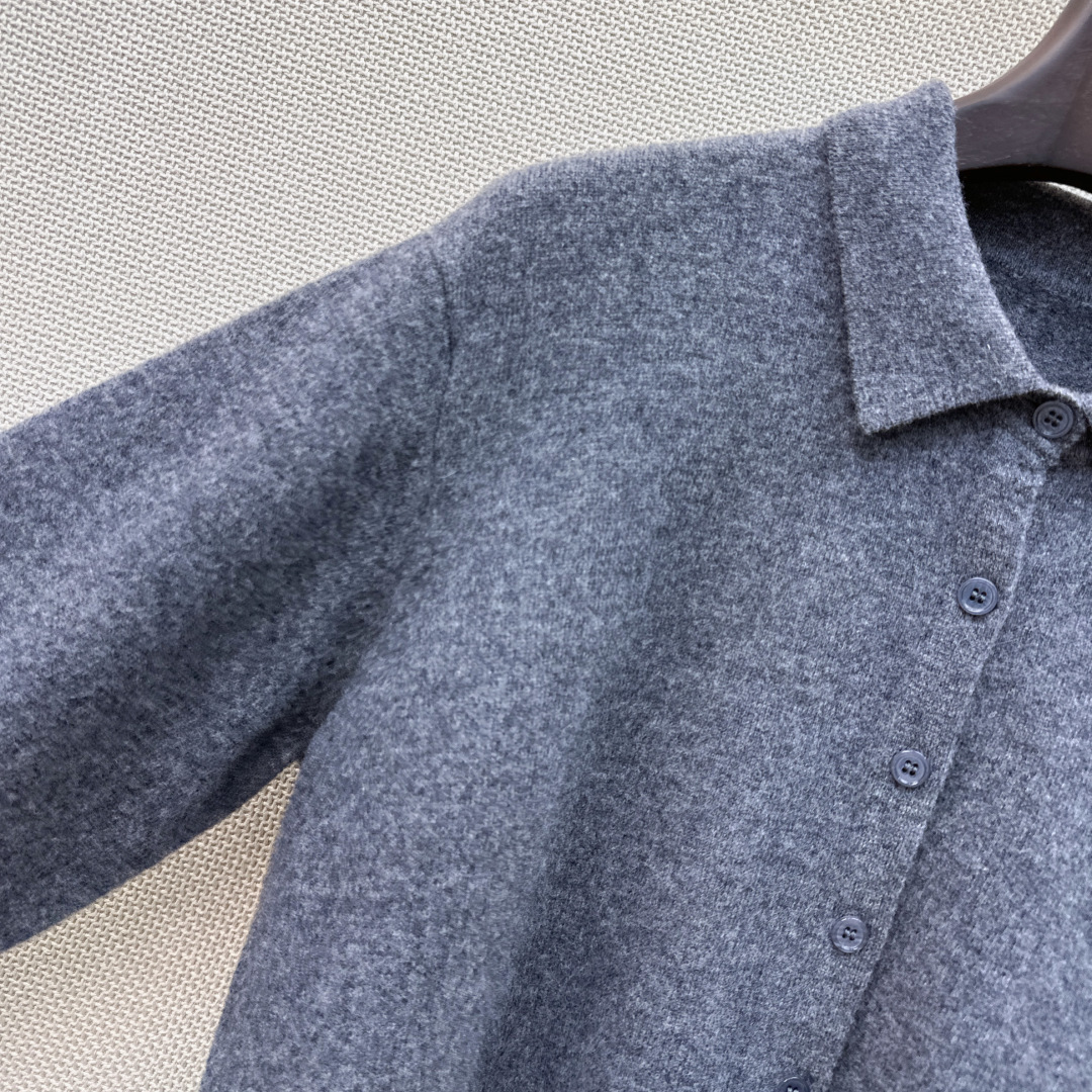RL 26Ss————秋冬最新款小马刺绣图案翻领针织衫🩶定制羊毛针织纱线材质织造 舒适软糯 穿搭洋气 翻领针织长袖 营造