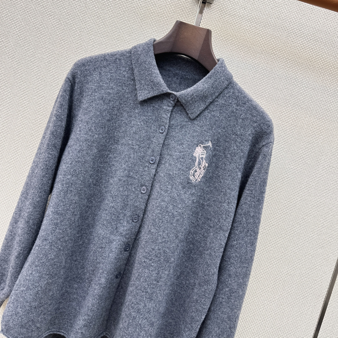 RL 26Ss————秋冬最新款小马刺绣图案翻领针织衫🩶定制羊毛针织纱线材质织造 舒适软糯 穿搭洋气 翻领针织长袖 营造