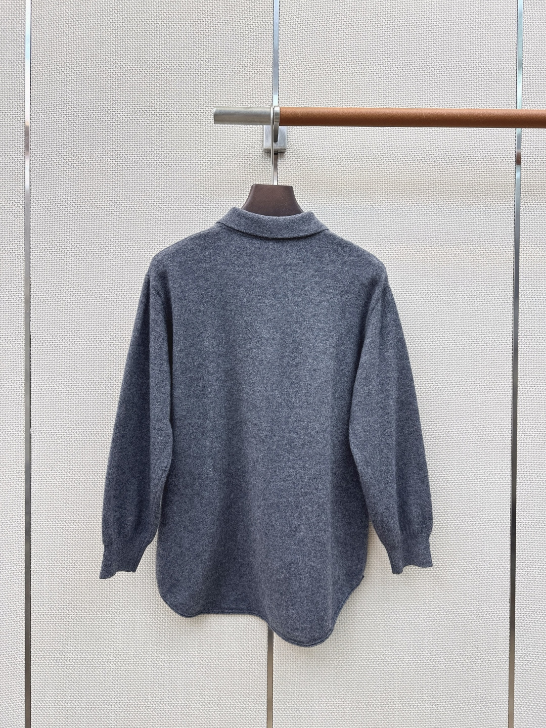 RL 26Ss————秋冬最新款小马刺绣图案翻领针织衫🩶定制羊毛针织纱线材质织造 舒适软糯 穿搭洋气 翻领针织长袖 营造