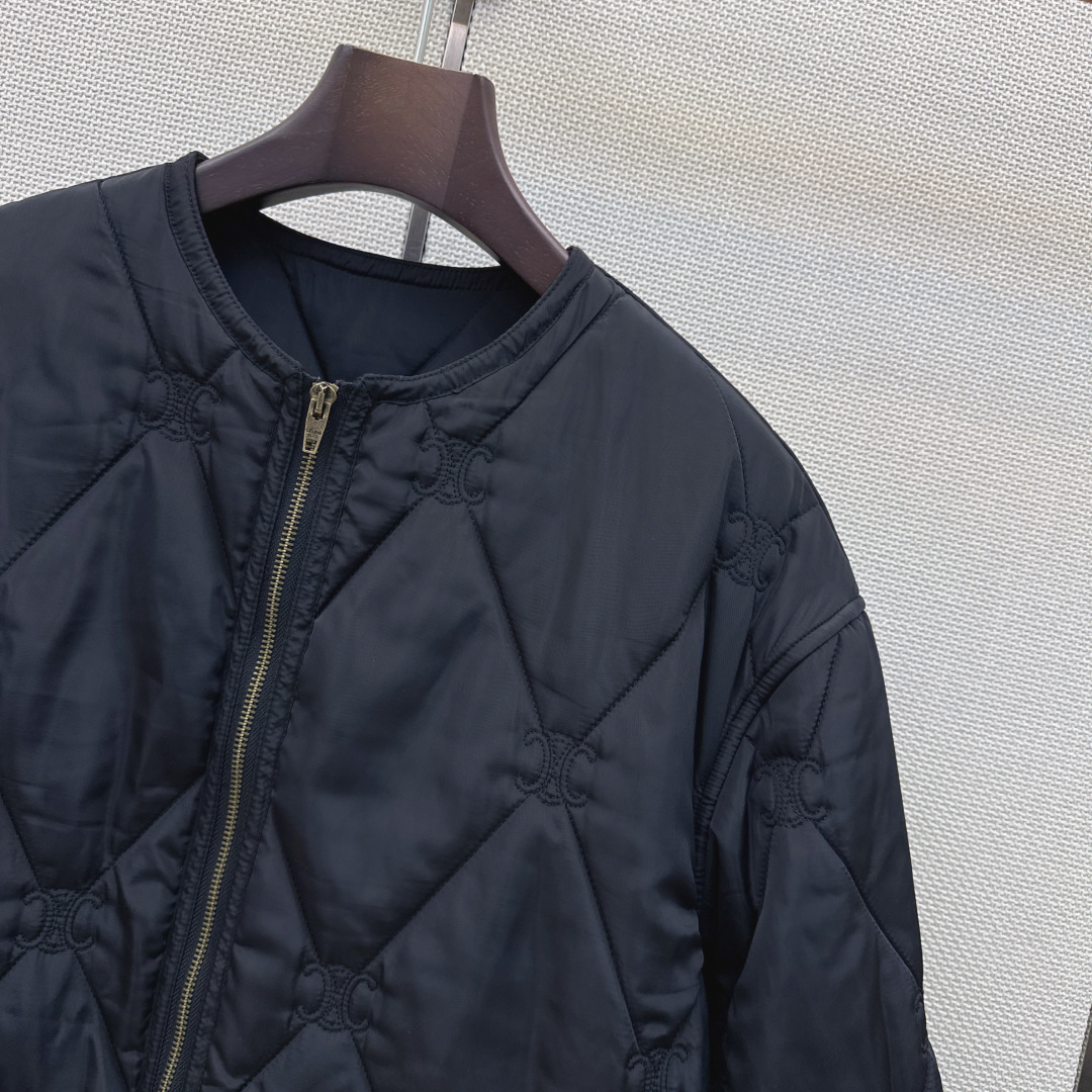 独家首发 Ce 26Ss———秋冬最新款凯旋门刺绣装饰休闲羽绒服外套🤎高级休闲运动风格调 经典菱格纹绗缝棉填充 整件凯旋