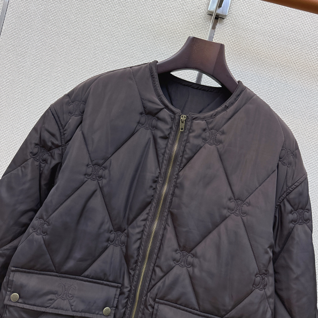 独家首发 Ce 26Ss———秋冬最新款凯旋门刺绣装饰休闲羽绒服外套🤎高级休闲运动风格调 经典菱格纹绗缝棉填充 整件凯旋 独家首发 Ce 26Ss———秋冬最新款凯旋门刺绣装饰休闲羽绒服外套🤎高级休闲运动风格调 经典菱格纹绗缝棉填充 整件凯旋