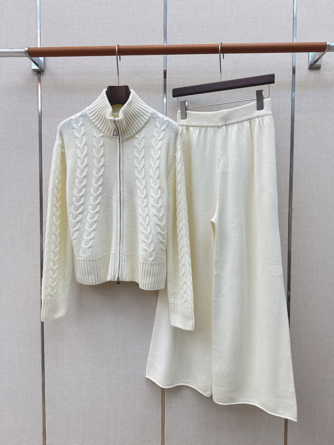 Костюм Max Mara
