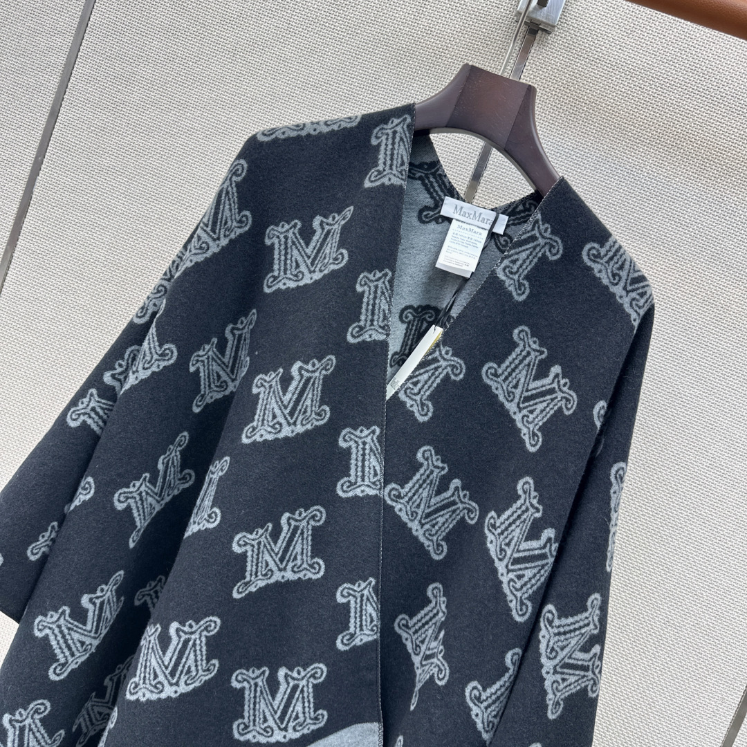 Платок Max Mara