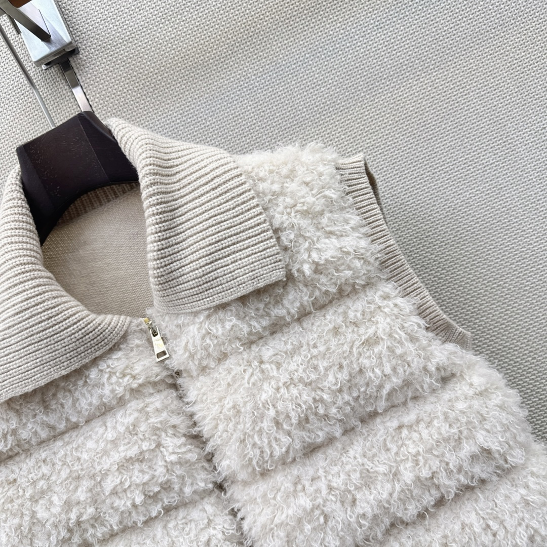 Жилет Moncler
