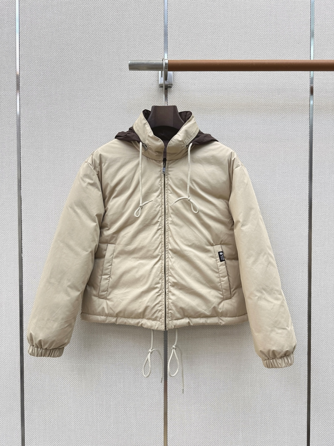 Пуховик Prada