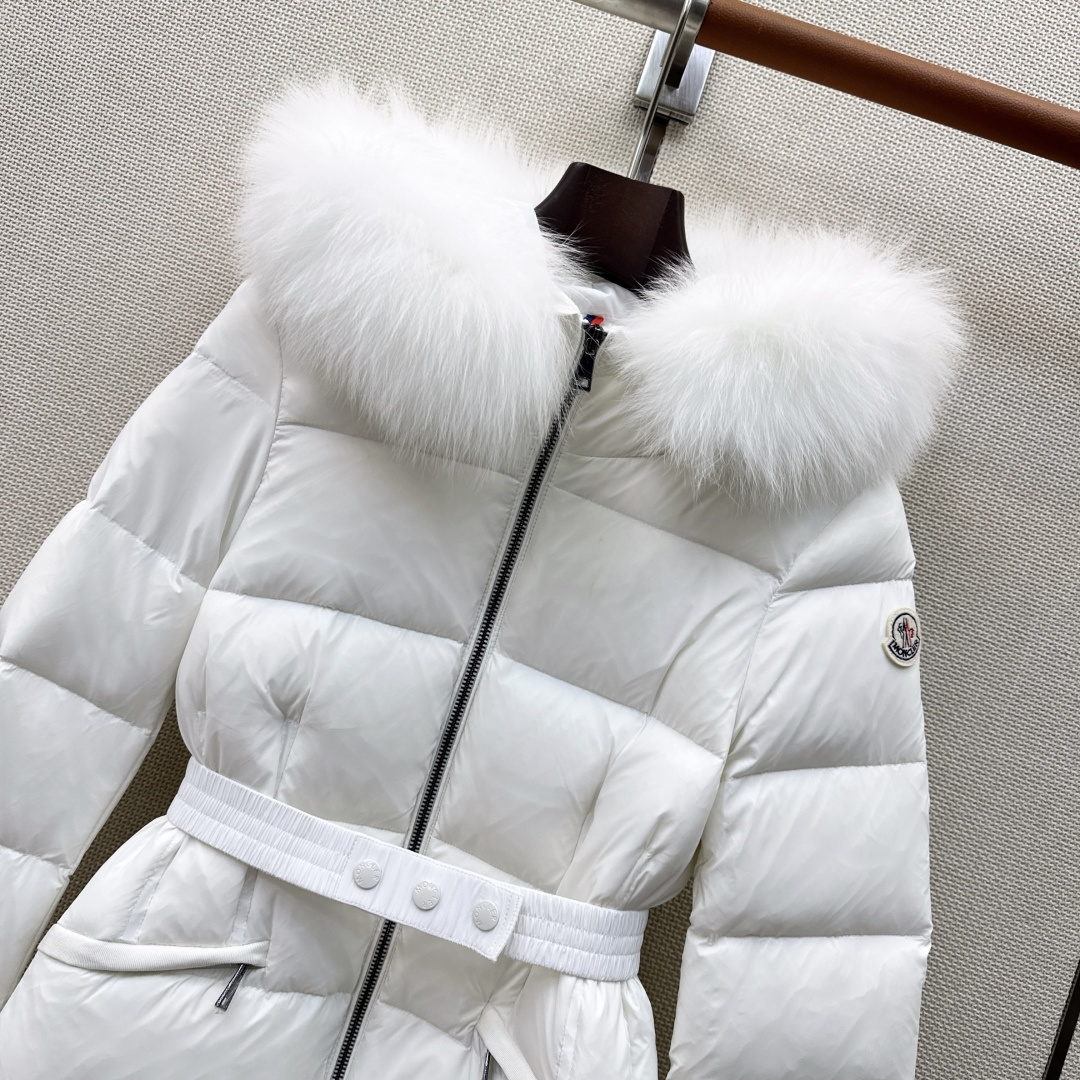 Пуховик Moncler