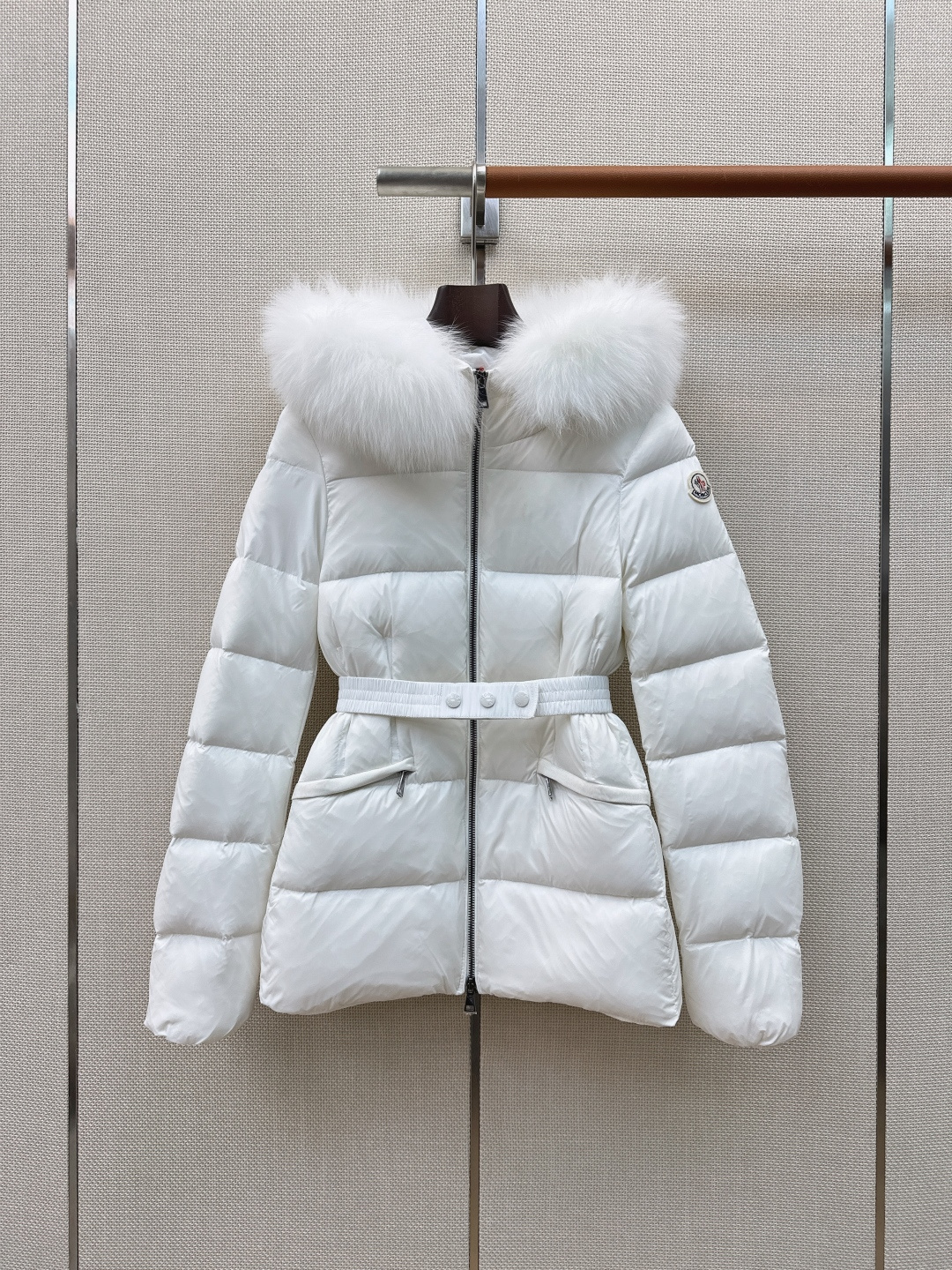 Пуховик Moncler