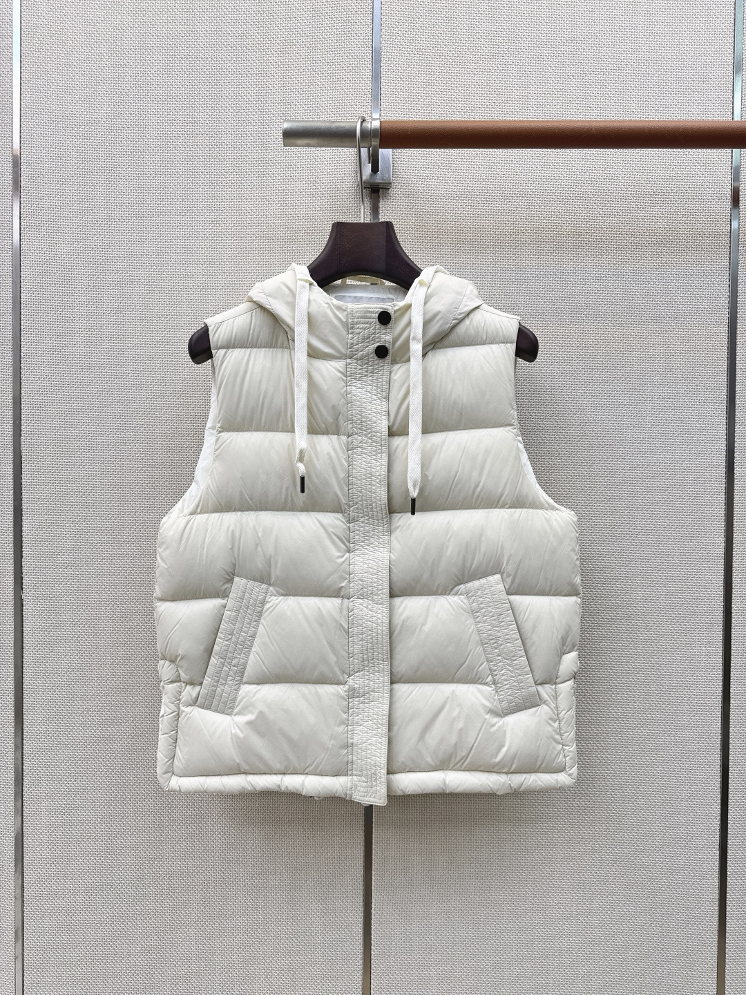Жилет Brunello Cucinelli