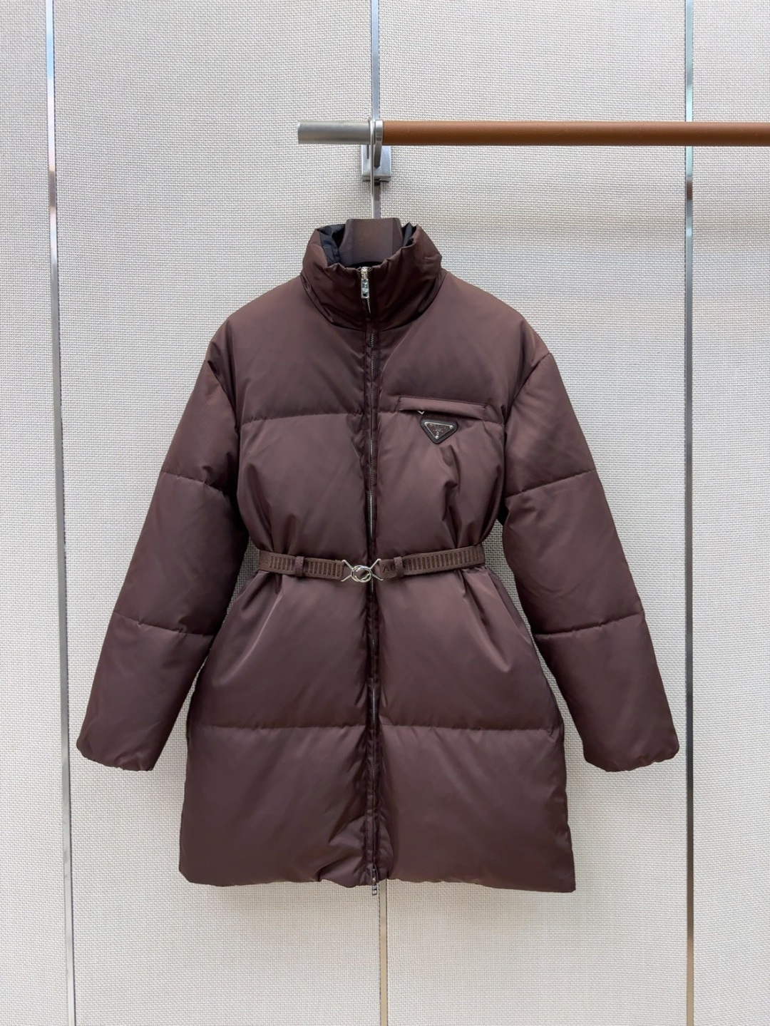 Пуховик Prada