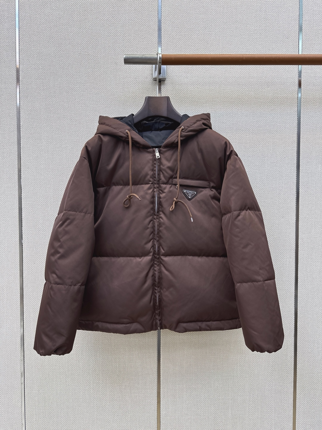 Пуховик Prada