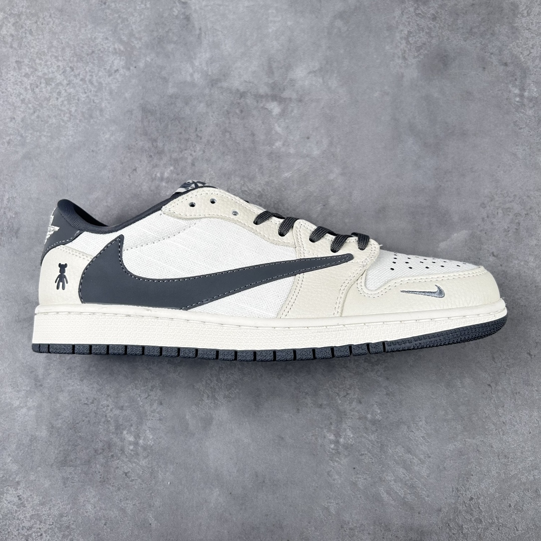TS x Air Jordan AJ1 Low 倒钩低帮联名定制配色 XS2024-005 原厂内置气垫魔块 A模大底 头层小牛皮 鞋舌AJ原厂专用牛津布+AJ专用反口珍珠布+原厂无杂质高弹内里海棉+特殊封边弹力鞋带 实拍调校N版已经零色差零失真 百分百还原实物色彩所见即所得 不存在货不对板色差等低级问题 选购参考实物拍摄 不混卖不参货 只用心做好货严格选品 SIZE：36 36.5 37.5 38 38.5 39 40 40.5 41 42 42.5 43 44 44.5 45 编码：Dby3936020