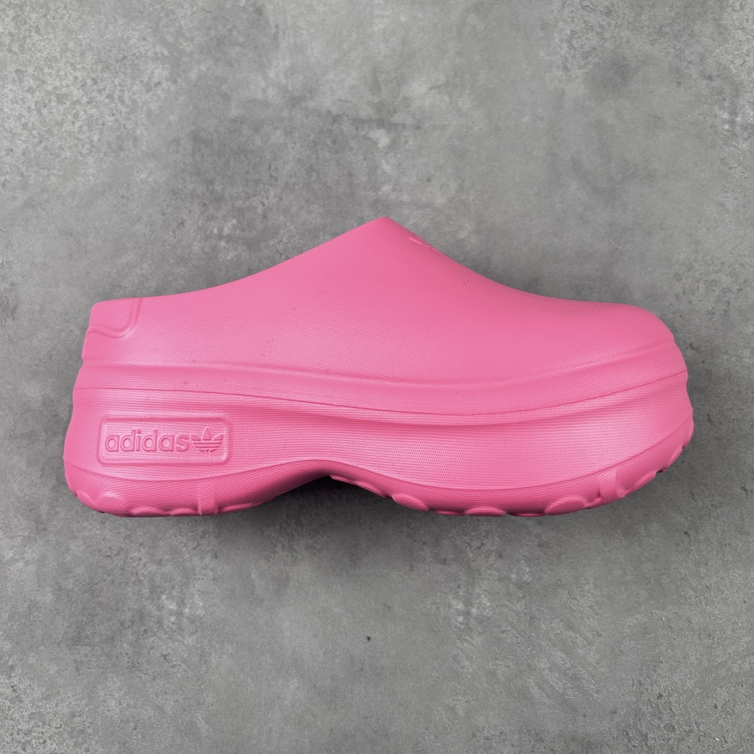 私人订单 AD Originals AdiFOM Stan Smith Mule 防滑耐磨轻便运动凉鞋穆勒厨师鞋 ID9453 重金购入原鞋及原档案磨具生产指令开发 鞋头部位凹凸有致 横向大面积波浪纹理 后跟Logo 凹凸明显 轮廓分明 描漆定位精准 公整无偏差不溢出 LOGO内侧钢印清晰工整 原厂磨具全鞋无多余毛边 同源公司EVA粒子环保塑料 原厂指令配方 无任何异味 弹性卡色均保持原鞋一致 匠心打造 鞋口弧度大小 鞋面色泽质感同步原鞋 LOGO内侧钢印清晰工整 中底部分带原厂钢印编号 原厂Ortholite欧斯莱鞋垫 区别掉渣海玻璃鞋垫 吸汗防臭的效果无法相提并论 原厂定制原标 同比ZP 符合人体设计 轻松脚感 一穿即走 这款拖鞋旨在致敬经典的Stan Smith 简约鞋面和后跟细节灵感源于原版 并通过厚实的比例和超光滑的触感 带来现代风格的革新 采用含有甘蔗制成的泡沫材料 心系环保 摆脱绑带或鞋带束缚 易于穿脱 保持舒适 采用天然可再生材料 旨在帮助减少塑料污染 偏小一码 尺码：36 37 38 39 40 41 
编码：by1936080