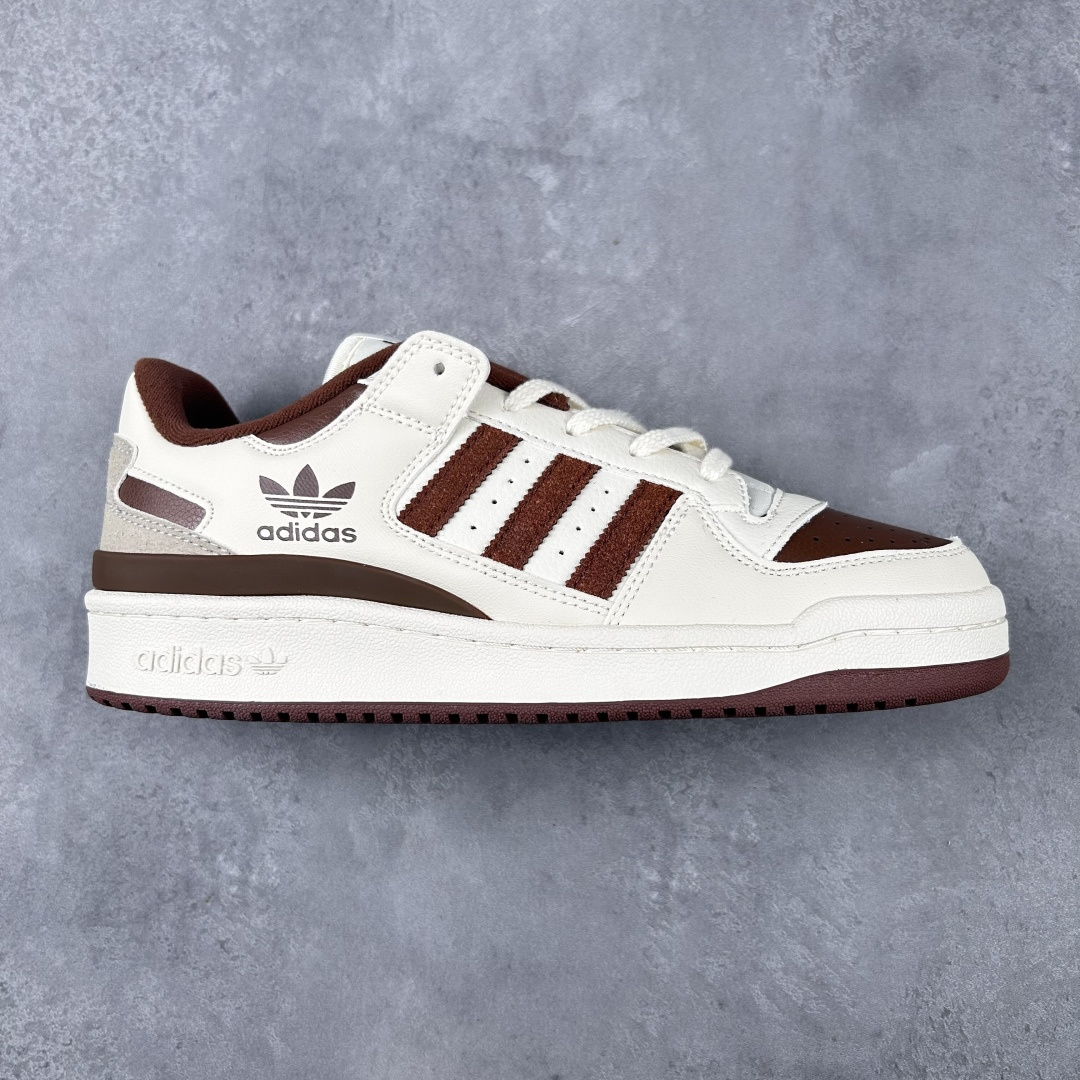 AD Forum 84 Low OG 低帮百搭潮流休闲运动板鞋 IG3900 以复古篮球鞋的外形为基础 采用皮革拼接 简约百搭 更加贴合舒适 中底内侧网格造型起到点睛之笔 外底橡胶 更显复古 SIZE：36 36.5 37.5 38 38.5 39 40 40.5 41 42 42.5 43 44 44.5 45 编码：Cby2936020