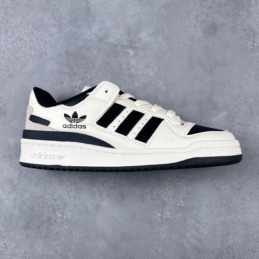 AD Forum 84 Low OG 低帮百搭潮流休闲运动板鞋 IG3901 以复古篮球鞋的外形为基础 采用皮革拼接 简约百搭 更加贴合舒适 中底内侧网格造型起到点睛之笔 外底橡胶 更显复古 SIZE：36 36.5 37.5 38 38.5 39 40 40.5 41 42 42.5 43 44 44.5 45 编码：Cby2936020