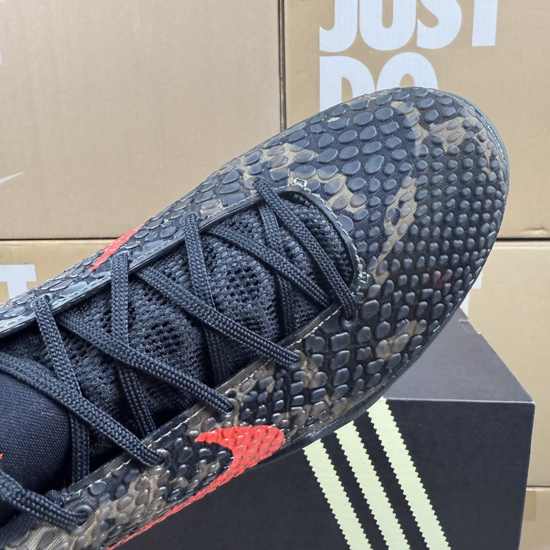 特价福利‼️年终纯原特价 知名大厂套现 科6纯原 色入库 真·碳板 原盒原标 总数不多 4000+目前码