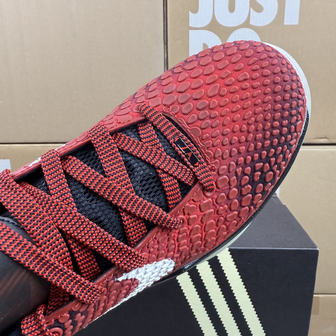 特价福利‼️年终纯原特价 知名大厂套现 科6纯原 色入库 真·碳板 原盒原标 总数不多 4000+目前码