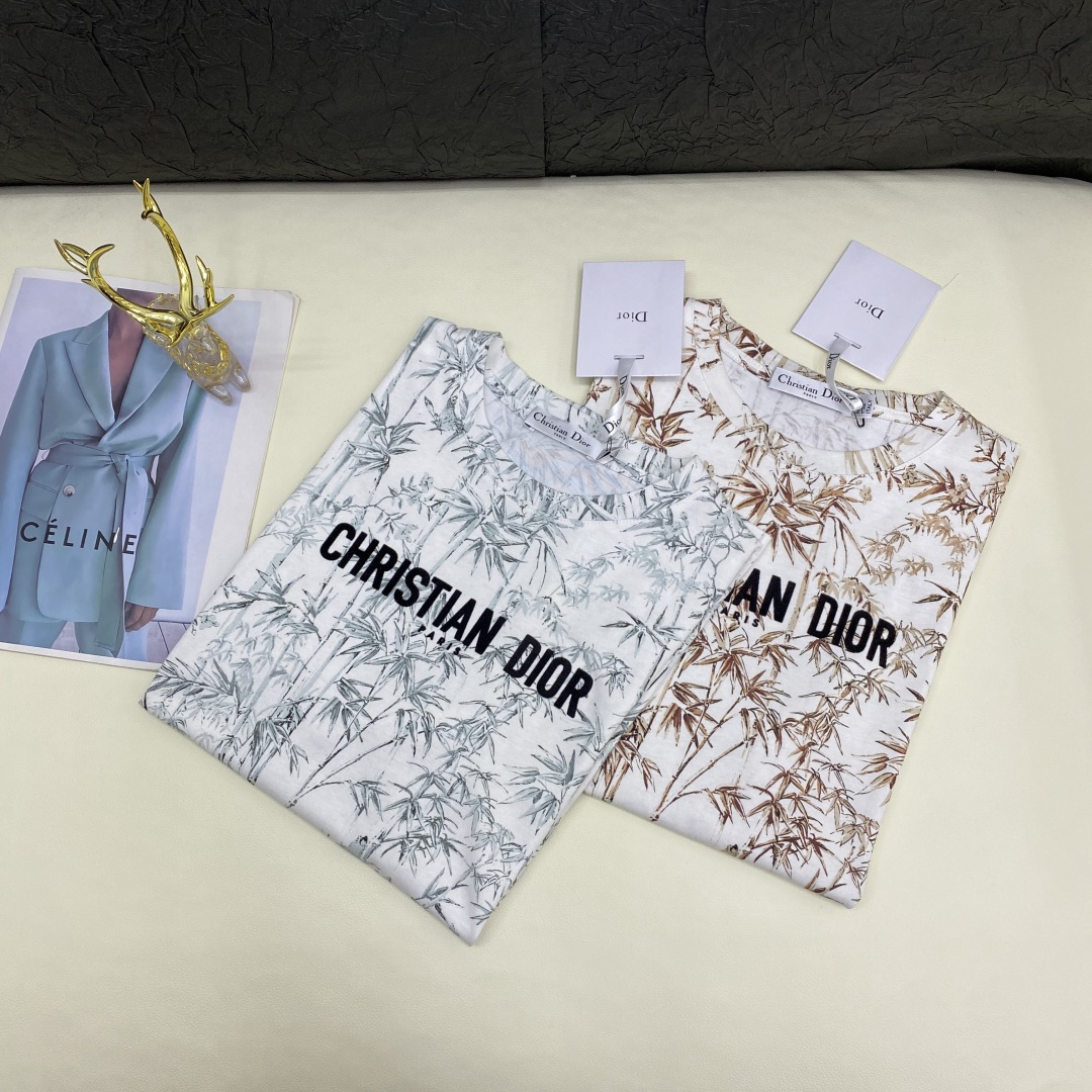 Christian Dior Floral Print Crew Neck T-Shirt - Soft Cotton Blend 2 cmp m1747110359868 3899