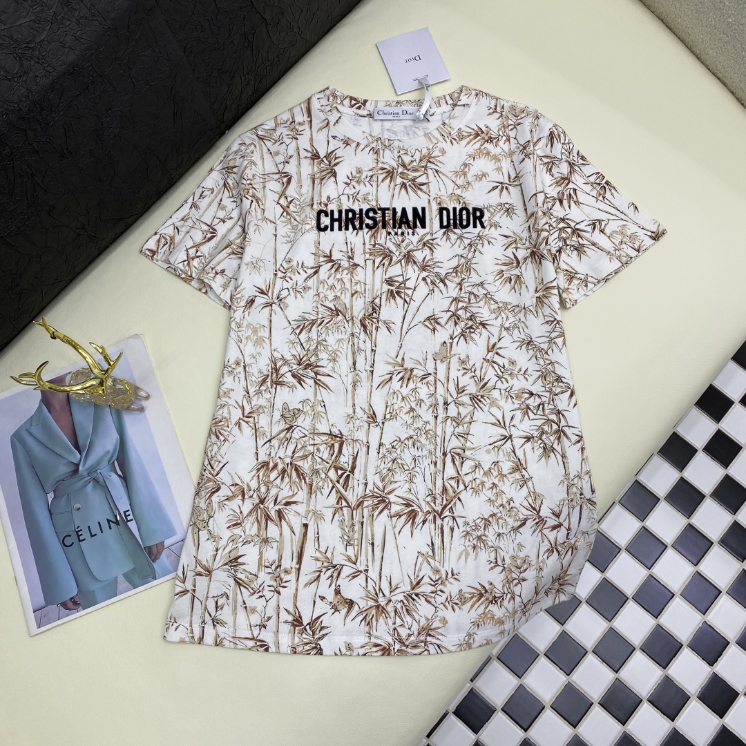 Christian Dior Floral Print Crew Neck T-Shirt - Soft Cotton Blend 4 cmp m1747110359870 6414
