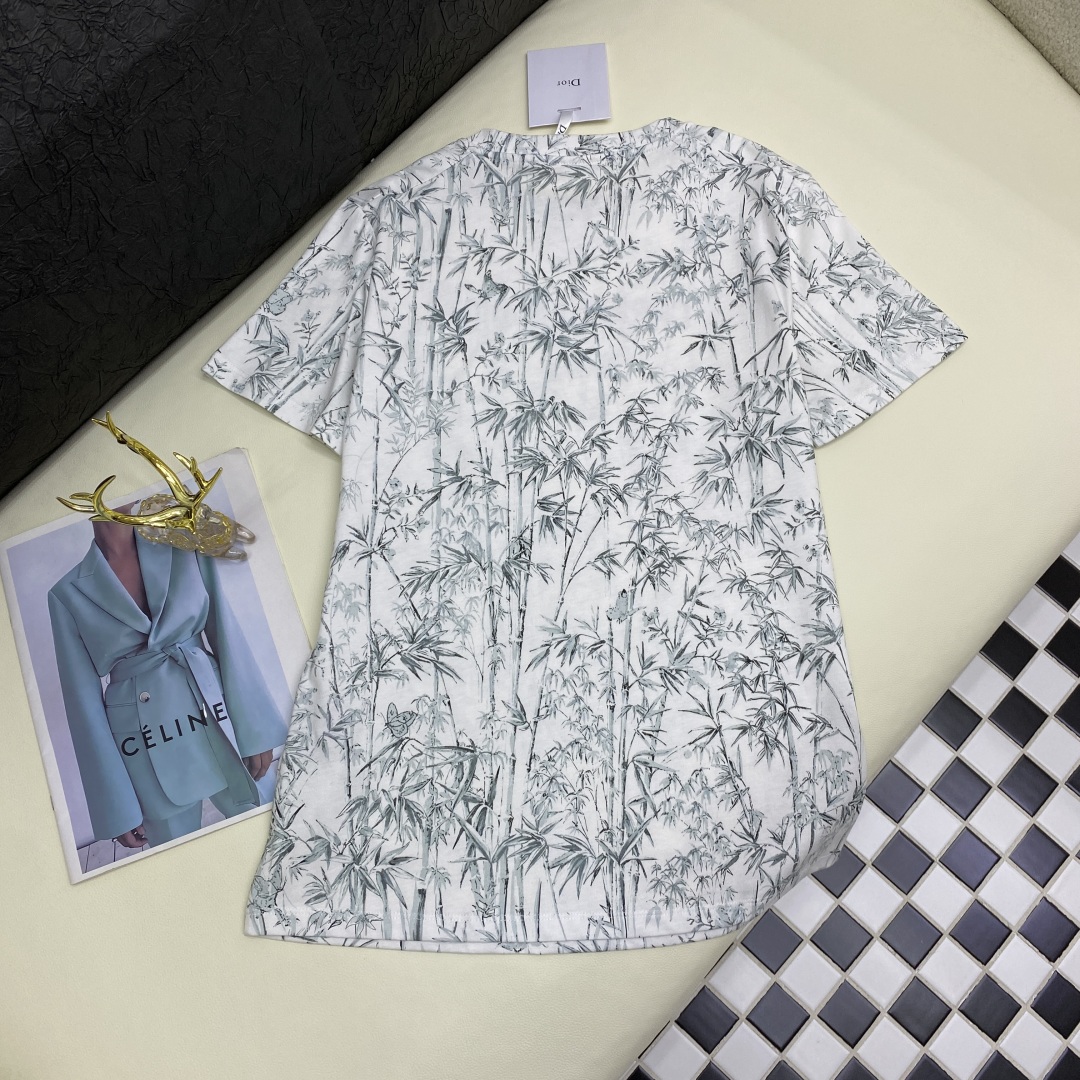 Christian Dior Floral Print Crew Neck T-Shirt - Soft Cotton Blend 9 cmp m1747110359874 2137