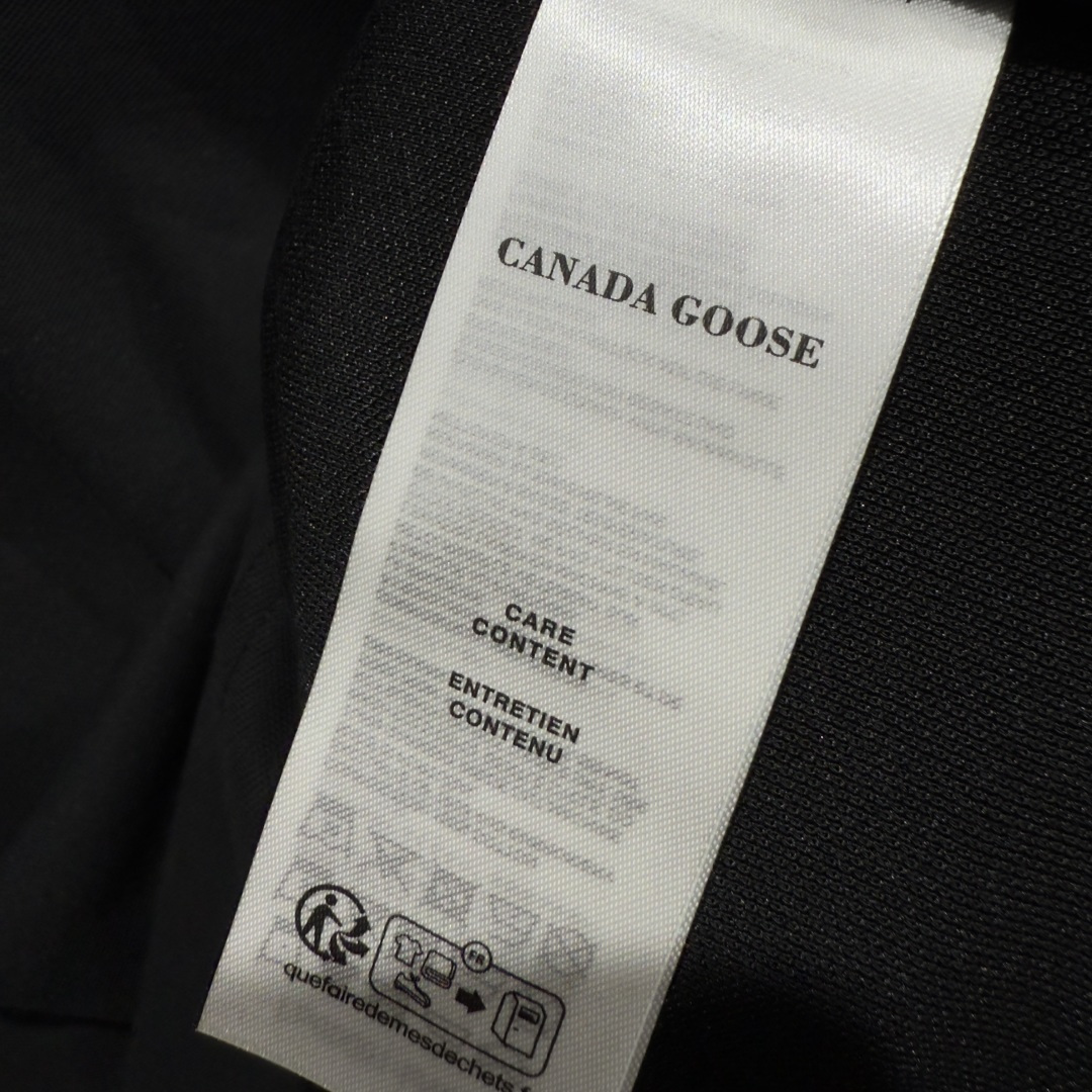 Canada Goos 经典Polo衫,采用有质感且结构感强的棉料 8