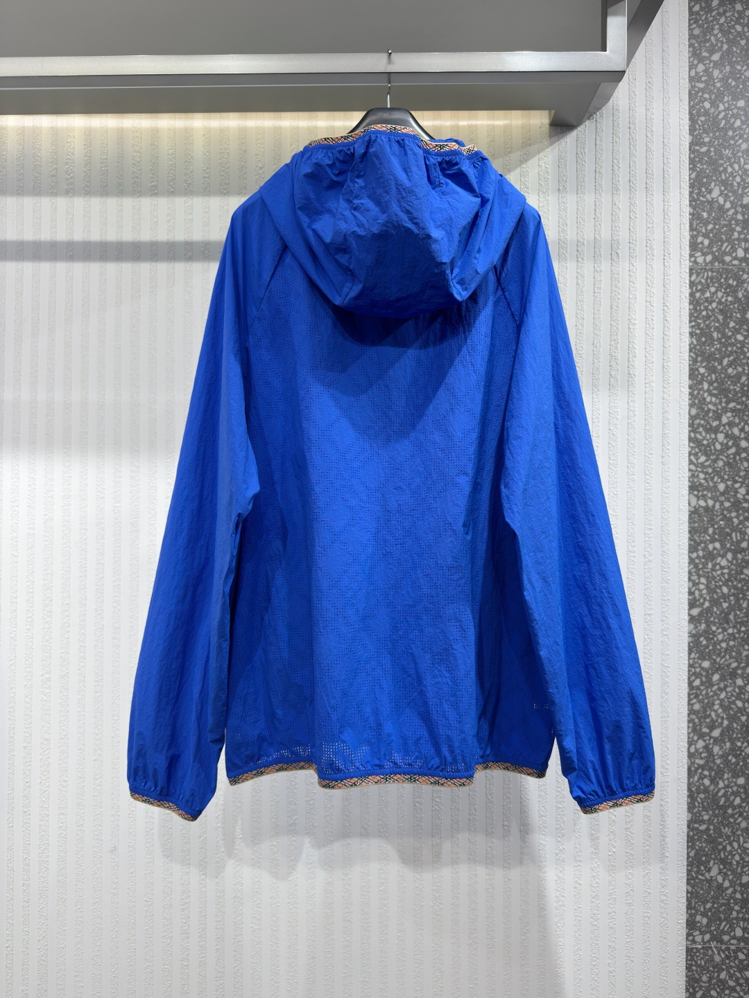 博柏利 Burberry 高级成衣风衣外套及大衣服饰 #E2A73CE5 2